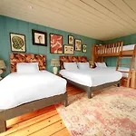 Glasson Lakehouse فندق