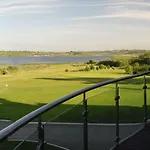 Glasson Lakehouse فندق آثلون