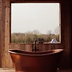 فندق Glasson Lakehouse آثلون