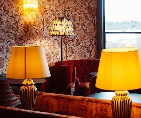 Glasson Lakehouse 4*