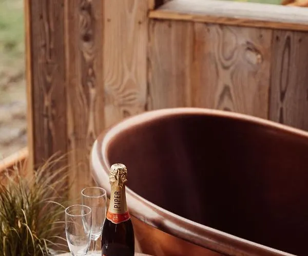 Glasson Lakehouse Hotel